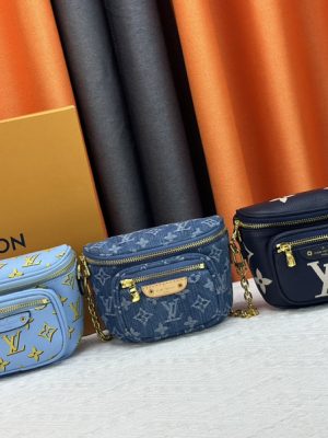 P8 M85636 M83694 This Mini Bumbag handbag comes from the LV Gradient range and renders gradient summer colors for Monogram embossed Monogram Empreinte leather. Trendy structure