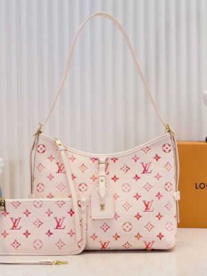 💰M46289 M24652 This CarryAll small handbag is made of Monogram Empreinte leather, which expresses a bright style with a soft and close-fitting configuration. Gradient watercolor style LV letters and Monogram flowers add more color