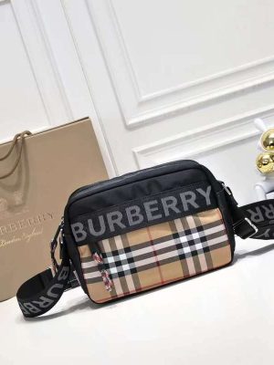 💰 B-home new men's camera bag Vintage color block retro plaid cross-bang backpack and waist bag! Classic check fabric with cowhide leather, eye-catching zipper leather, and eye-catching color-blocking design comes with adjustable mesh straps, cross-back or hand-held! Model number 19143 Size: 22.5-14.5-8cm.