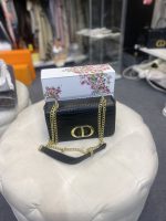 Christian dior väska