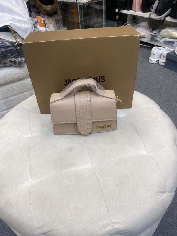 Jaquemus väska