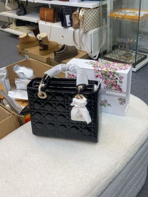 Christian dior väska